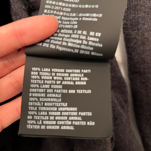 Prada Charcoal grey wool Cardigan Sweater V-Neck Made in Italy size 44 - Picture 7 of 9